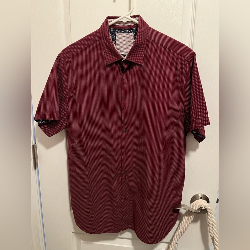 Large Men’s Button Down